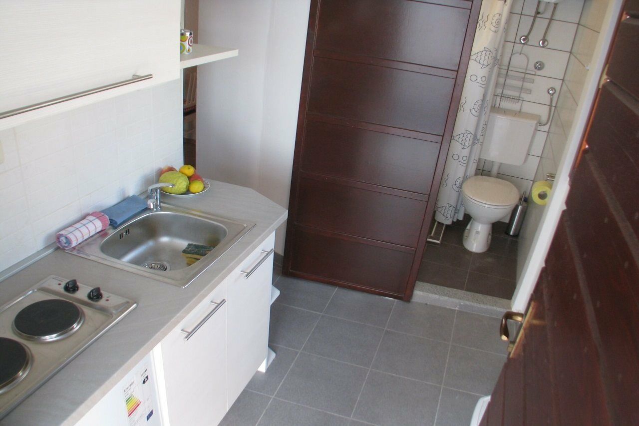 Apartment Noa Kaštel Kambelovac Zewnętrze zdjęcie